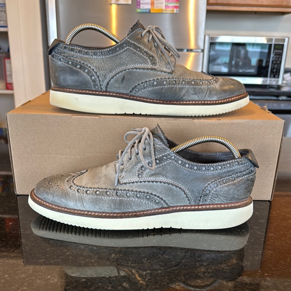 Sperry  “gold cup” Men's Gray Brogue Shoes men’s size 10.5
